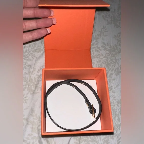 Taylor and Tessier Cerberus Leather Bracelet - Picture 6 of 7